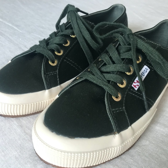 SOLD Superga 2750 Green Satin Sneakers, Size 7 - Picture 3 of 6